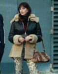 Susie-Glass-The-Gentlemen-2024-Kaya-Scodelario-Belted-Shearling-Trim-Leather-Coat-1-1.jpg